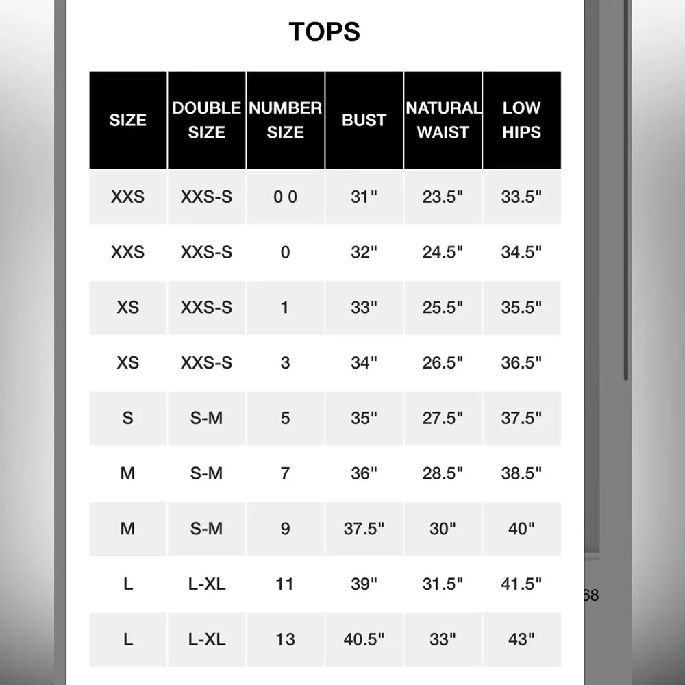 NWT Garage Cropped Crewneck T-Shirt Camo Forest - Picture 4 of 4